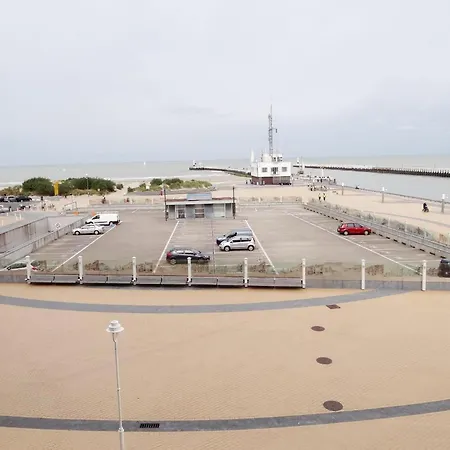 Appartement In Near Sandy Beaches *